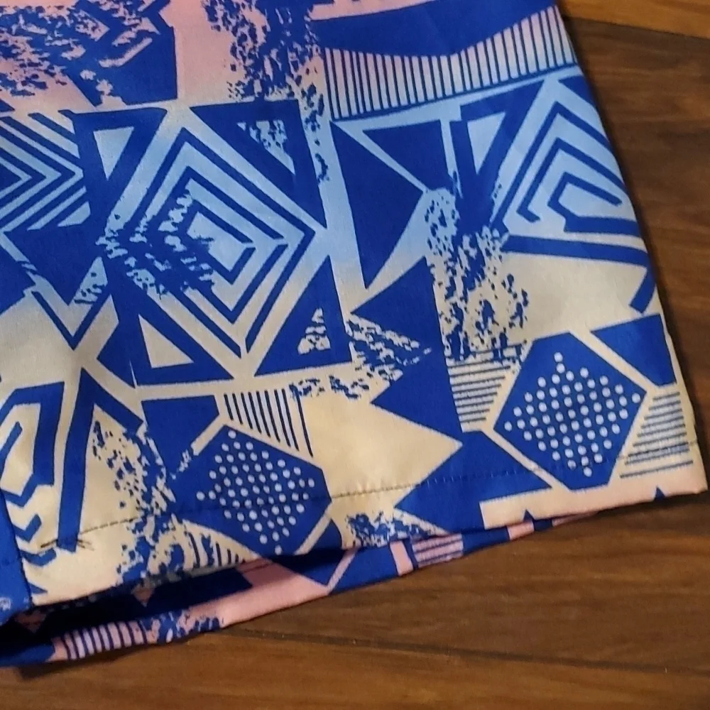 Cool boys lined swim trunks. Size 9T